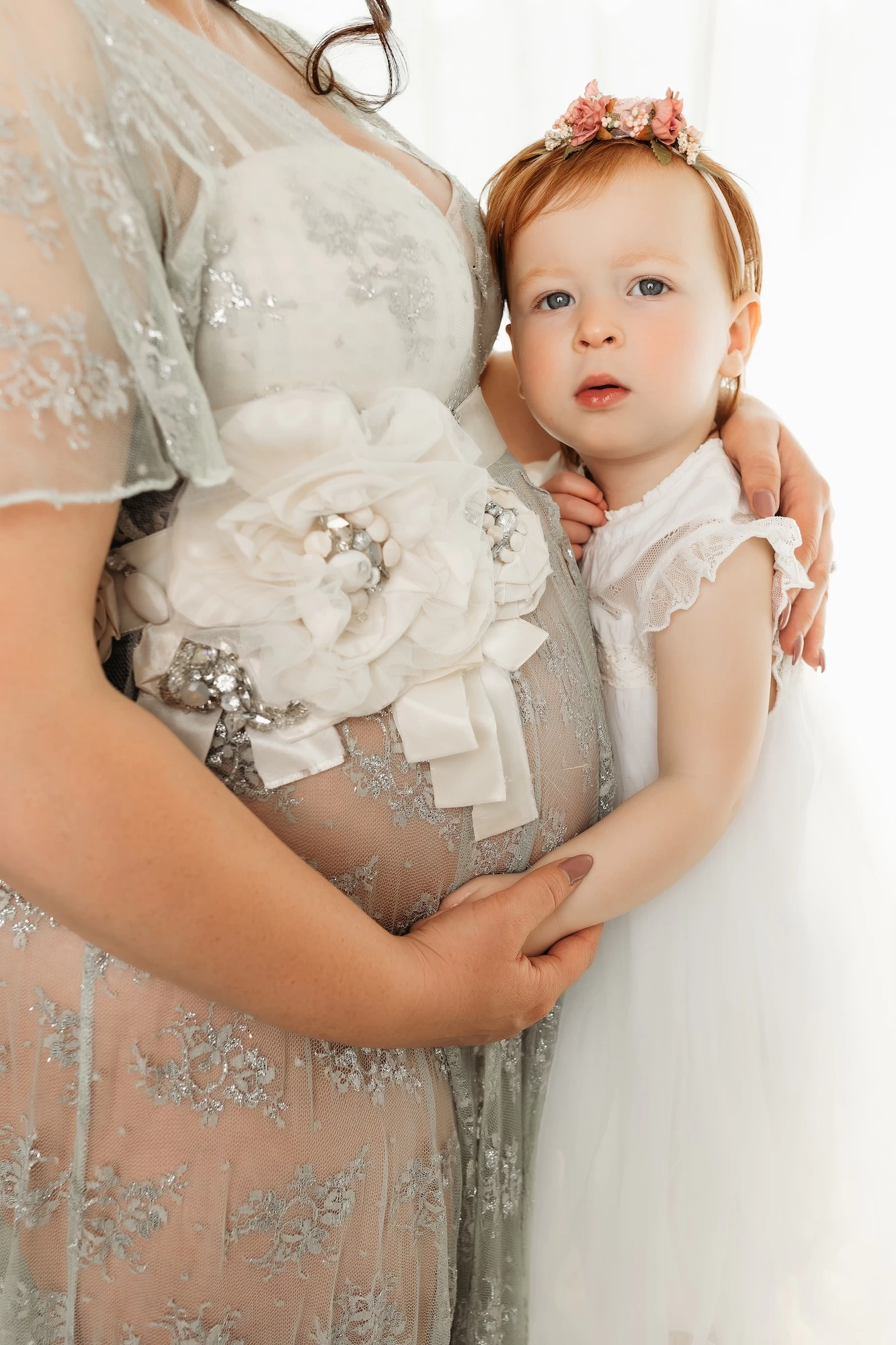 Edmonton maternity photographer, maternity photography near me St Albert