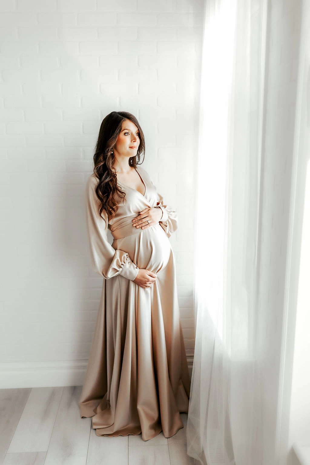 studio maternity photography Edmonton, St Albert maternity photographer