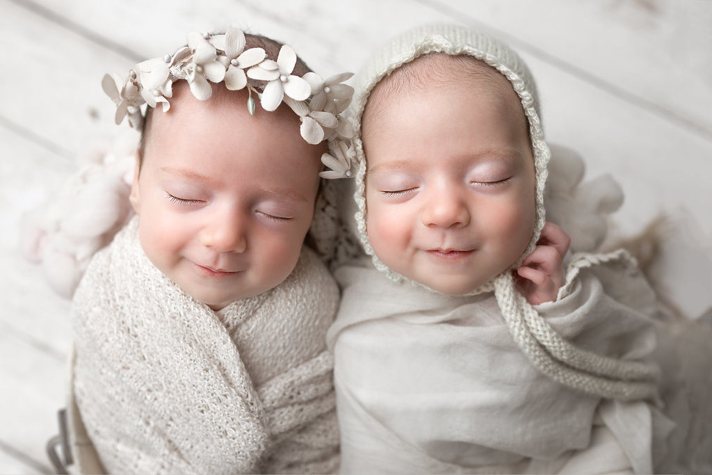 Twin Girls | Edmonton Newborn Baby Photography