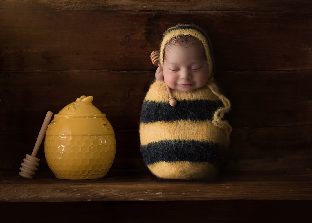 best newborn baby photographer in edmonton alberta