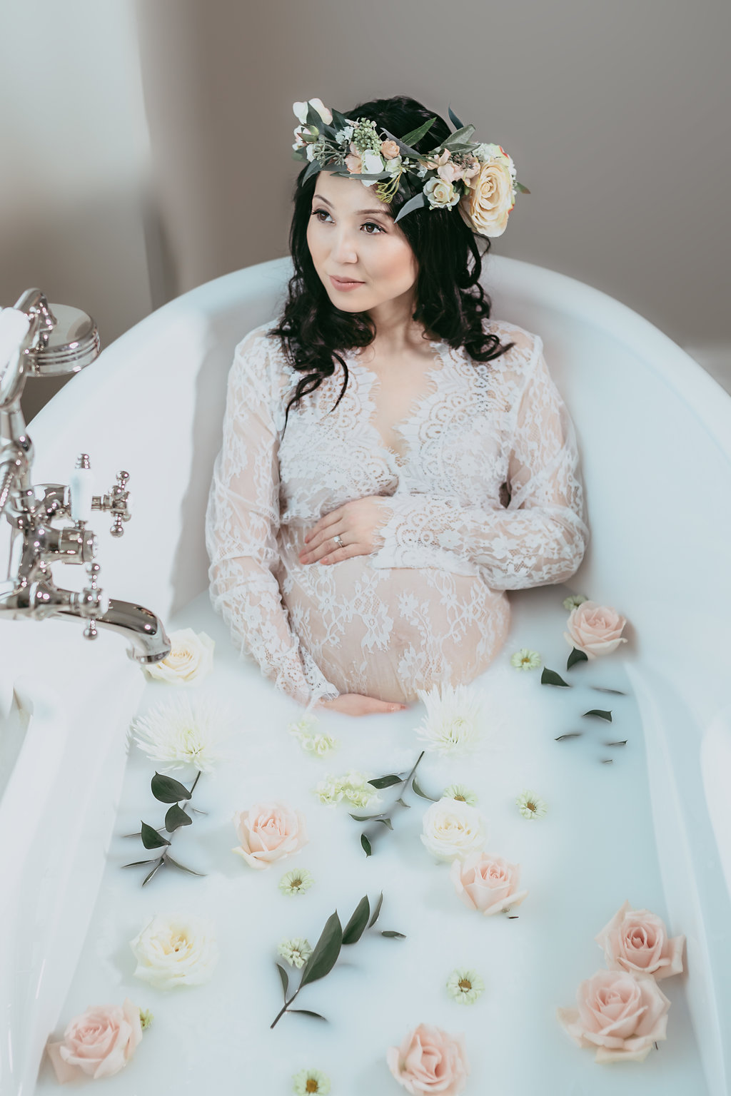 milk bath maternity photography edmonton alberta (1) milk bath maternity photography edmonton alberta