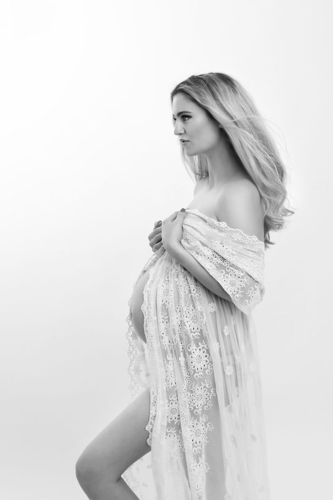 best maternity photography near me Stony Plain, pregnancy photoshoot Sherwood Park