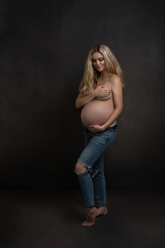 best maternity photography near me Stony Plain, pregnancy photoshoot Sherwood Park