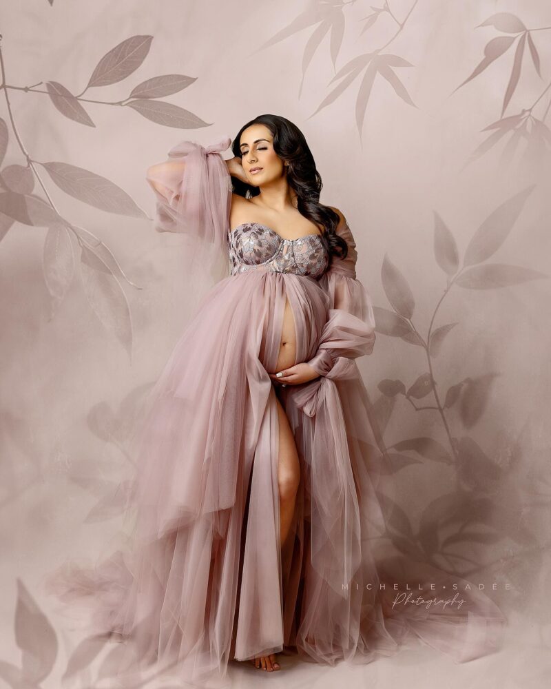 best maternity photographer Edmonton, St Albert maternity portrait studio, maternity photography packages