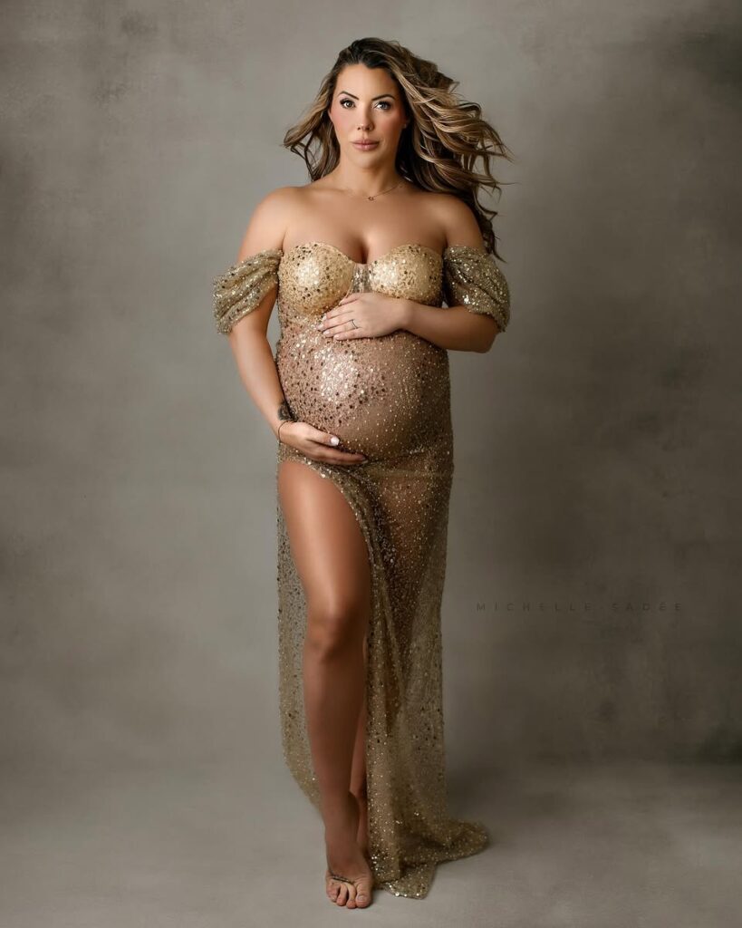maternity portrait photographer near me, best st albert newborn photographer, edmonton newborn portrait studio