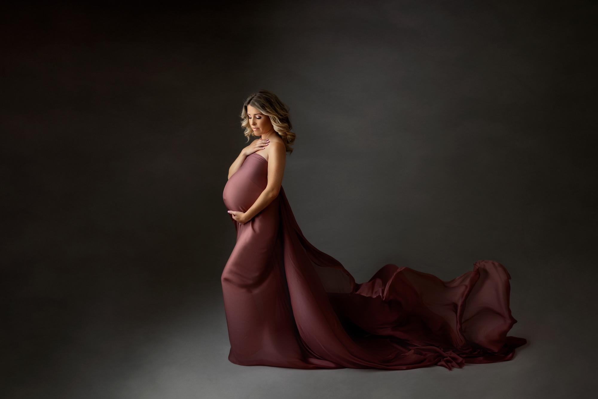 Edmonton maternity photographer, maternity photography near me St Albert