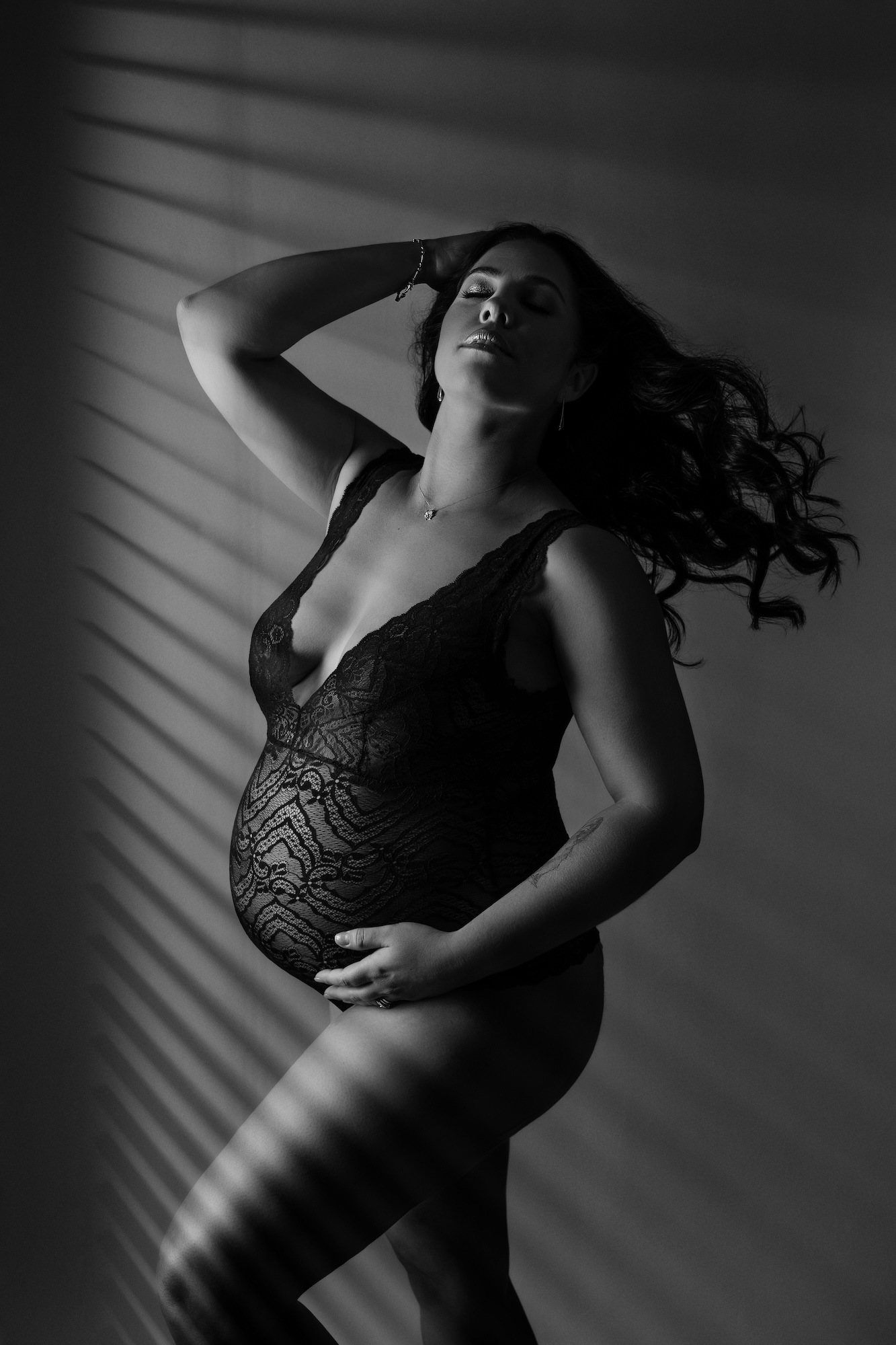 Edmonton maternity photographer, maternity photography near me St Albert