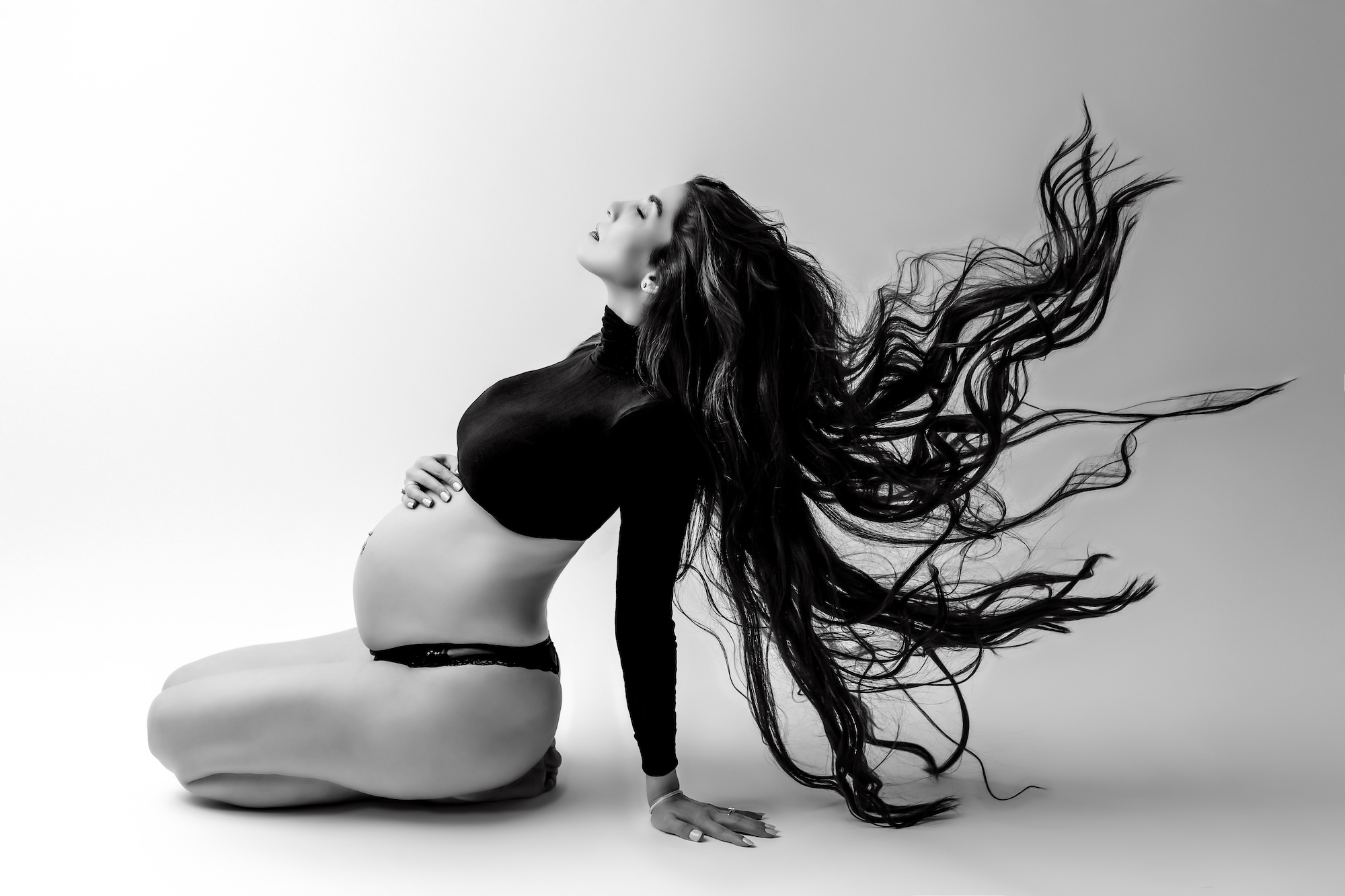Edmonton maternity photographer, maternity photography near me St Albert
