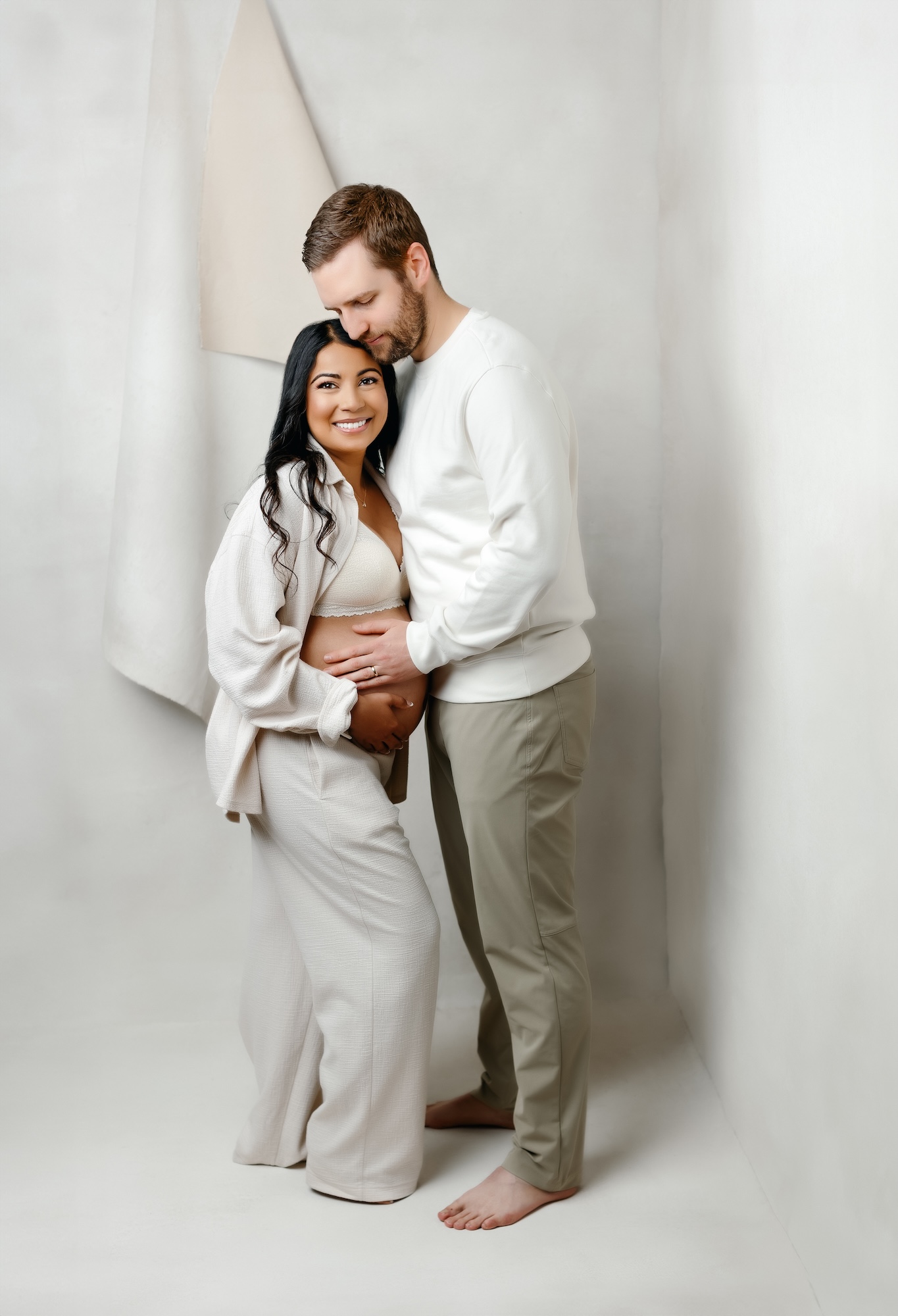 Edmonton maternity photographer, maternity photography near me St Albert