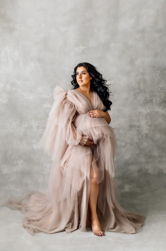 Edmonton maternity photographer, maternity photography near me St Albert