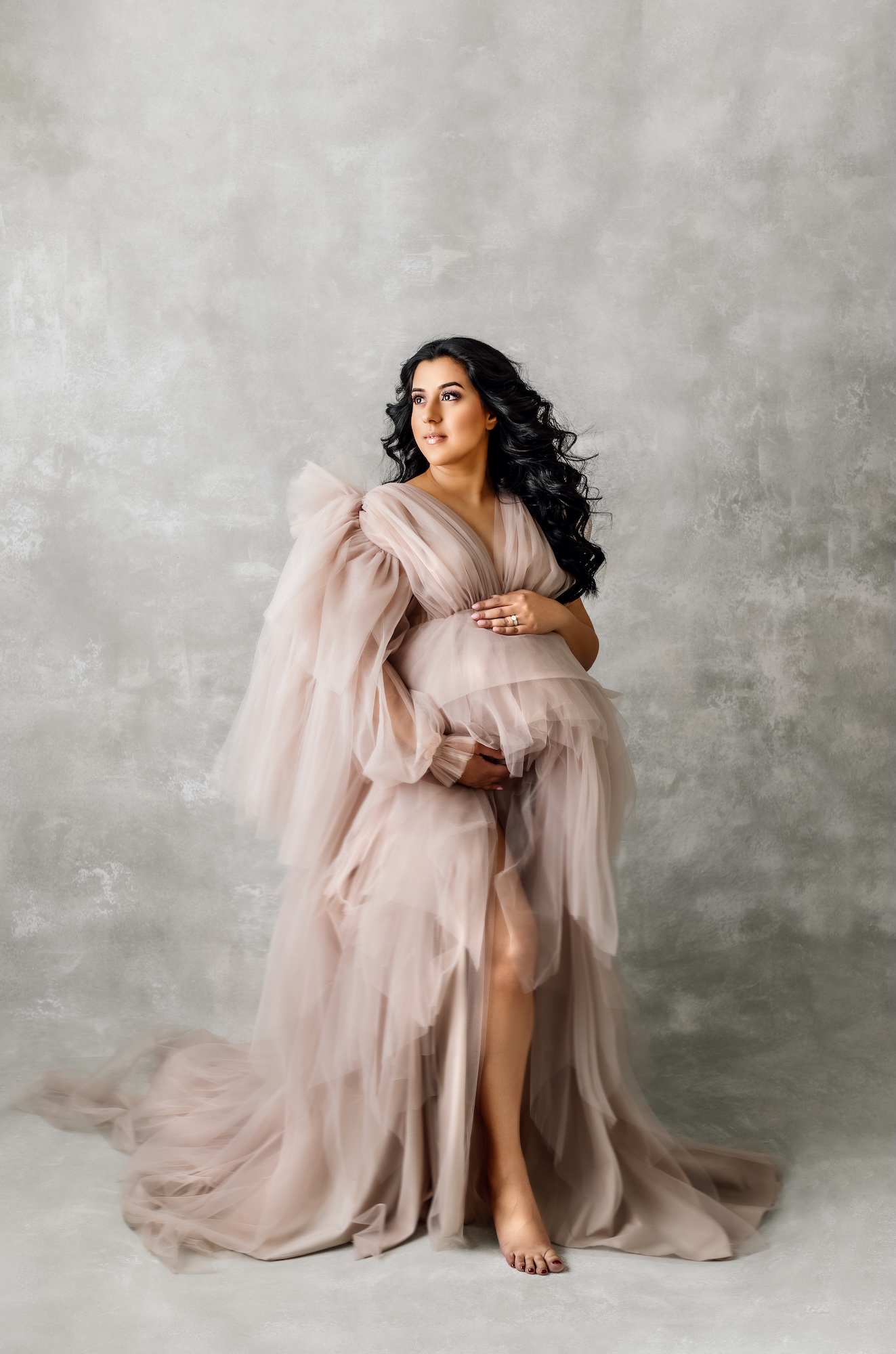 Edmonton maternity photographer, maternity photography near me St Albert