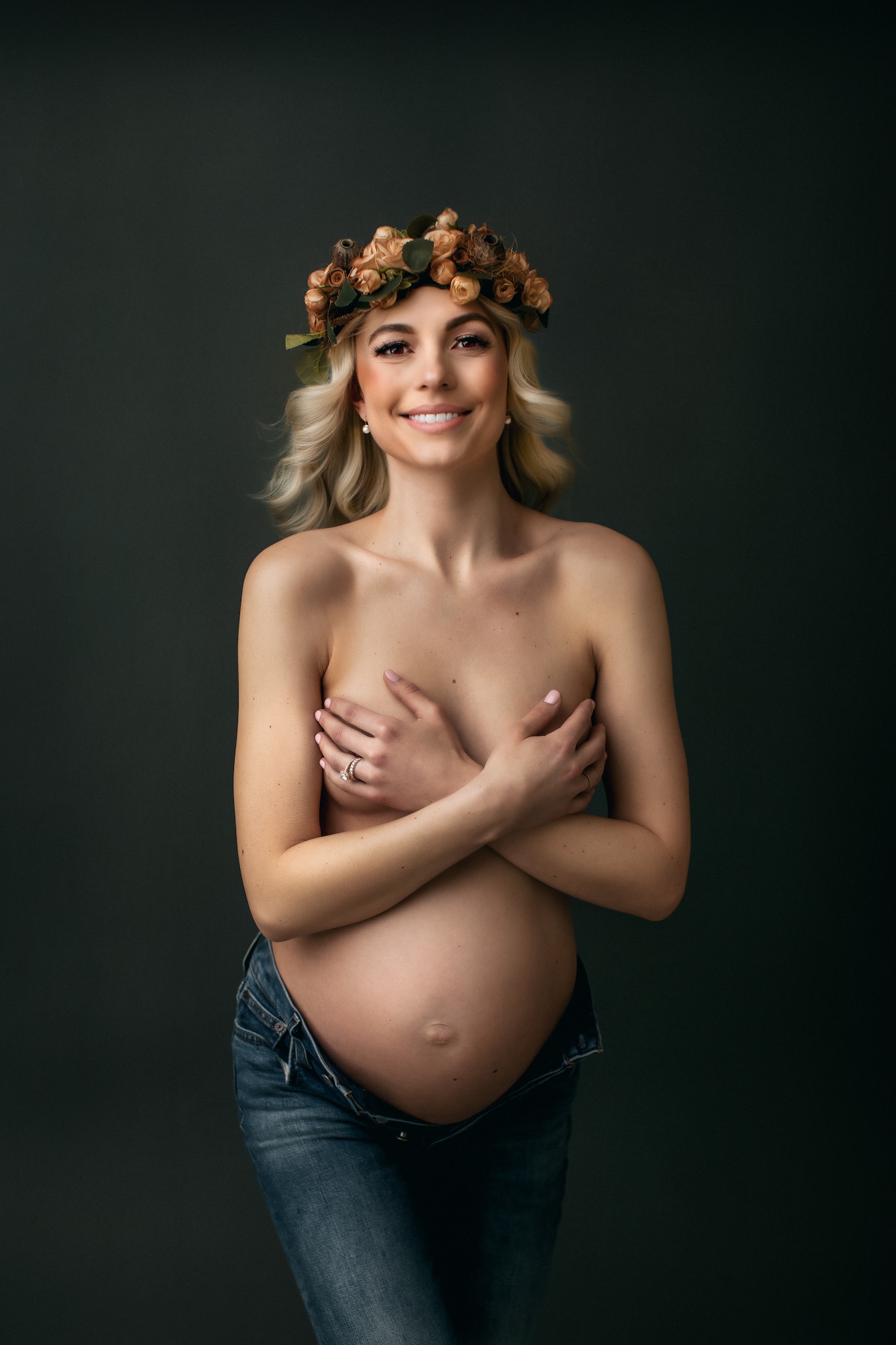 Edmonton maternity photographer, maternity photography near me St Albert