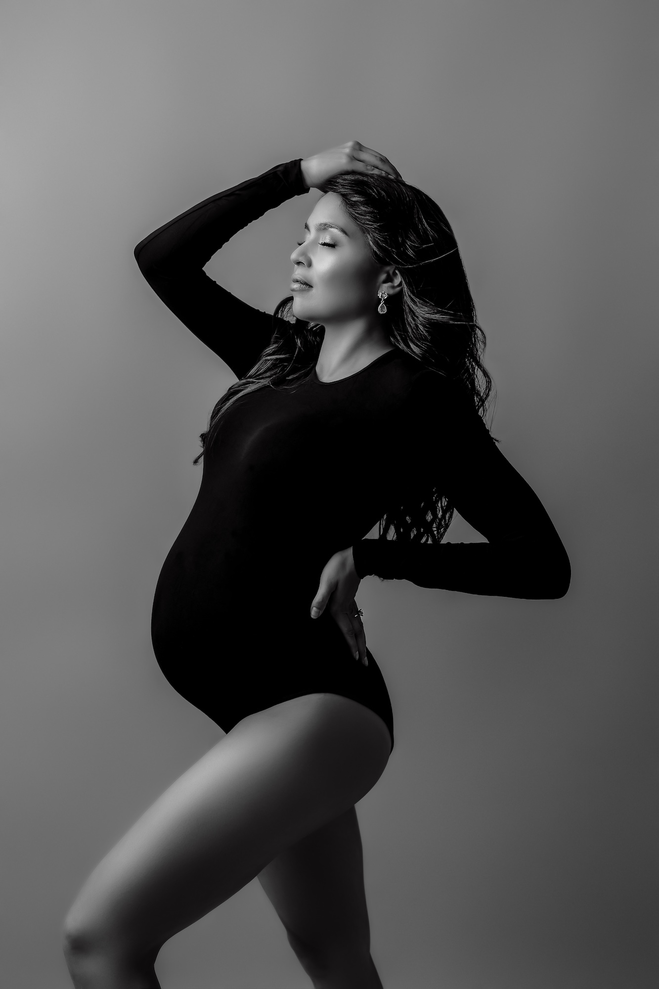 Edmonton maternity photographer, maternity photography near me St Albert