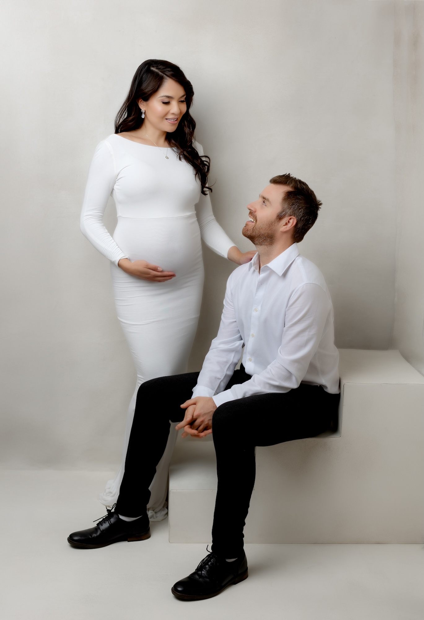 Edmonton maternity photographer, maternity photography near me St Albert