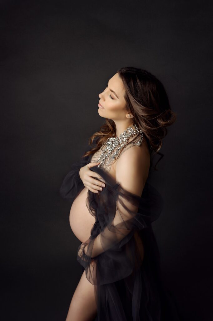 maternity photography Edmonton, maternity photographer near me St Albert