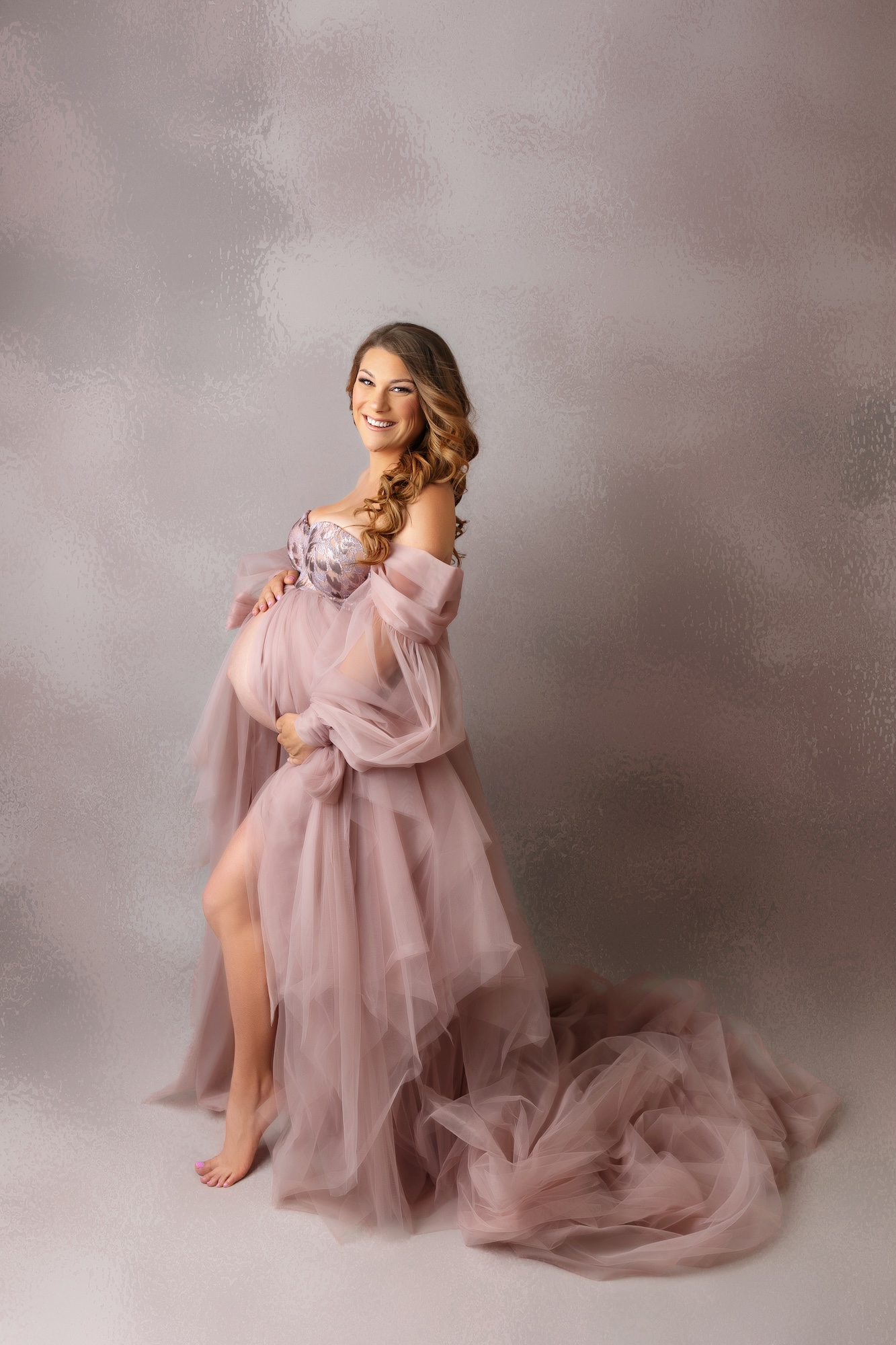 Edmonton maternity photographer, maternity photography near me St Albert