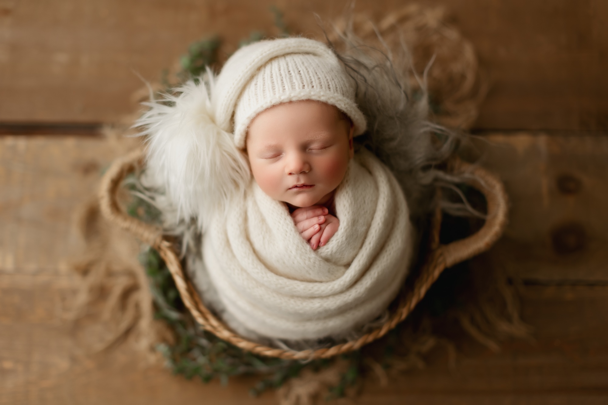 best baby photographer Edmonton, baby photography packages, professional newborn photos Edmonton