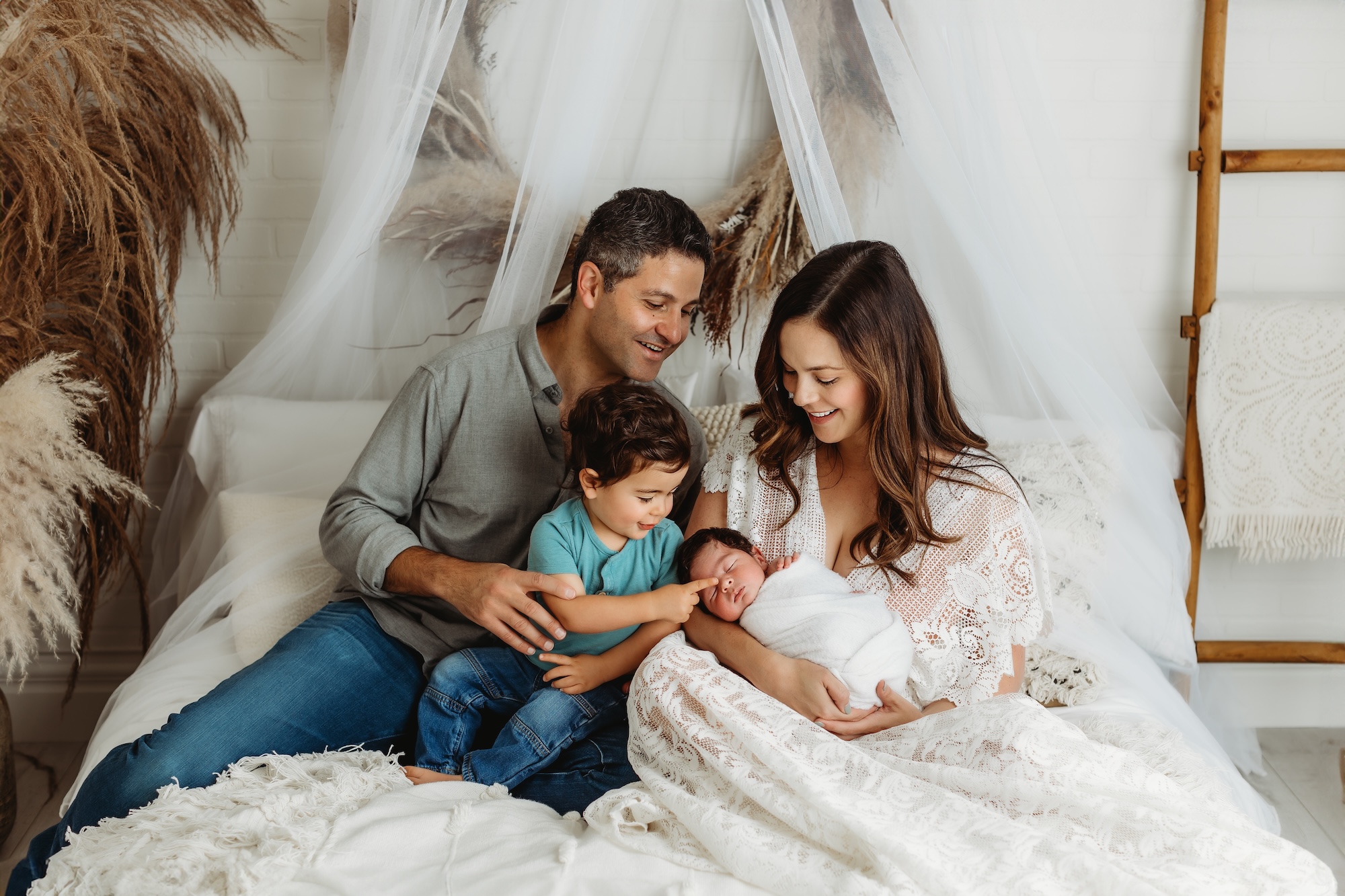 Edmonton newborn photographer, newborn photography near me St Albert