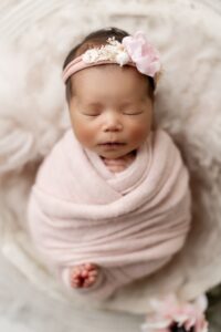 newborn photographer in Edmonton, newborn portrait studio in Edmonton, newborn photoshoot near me