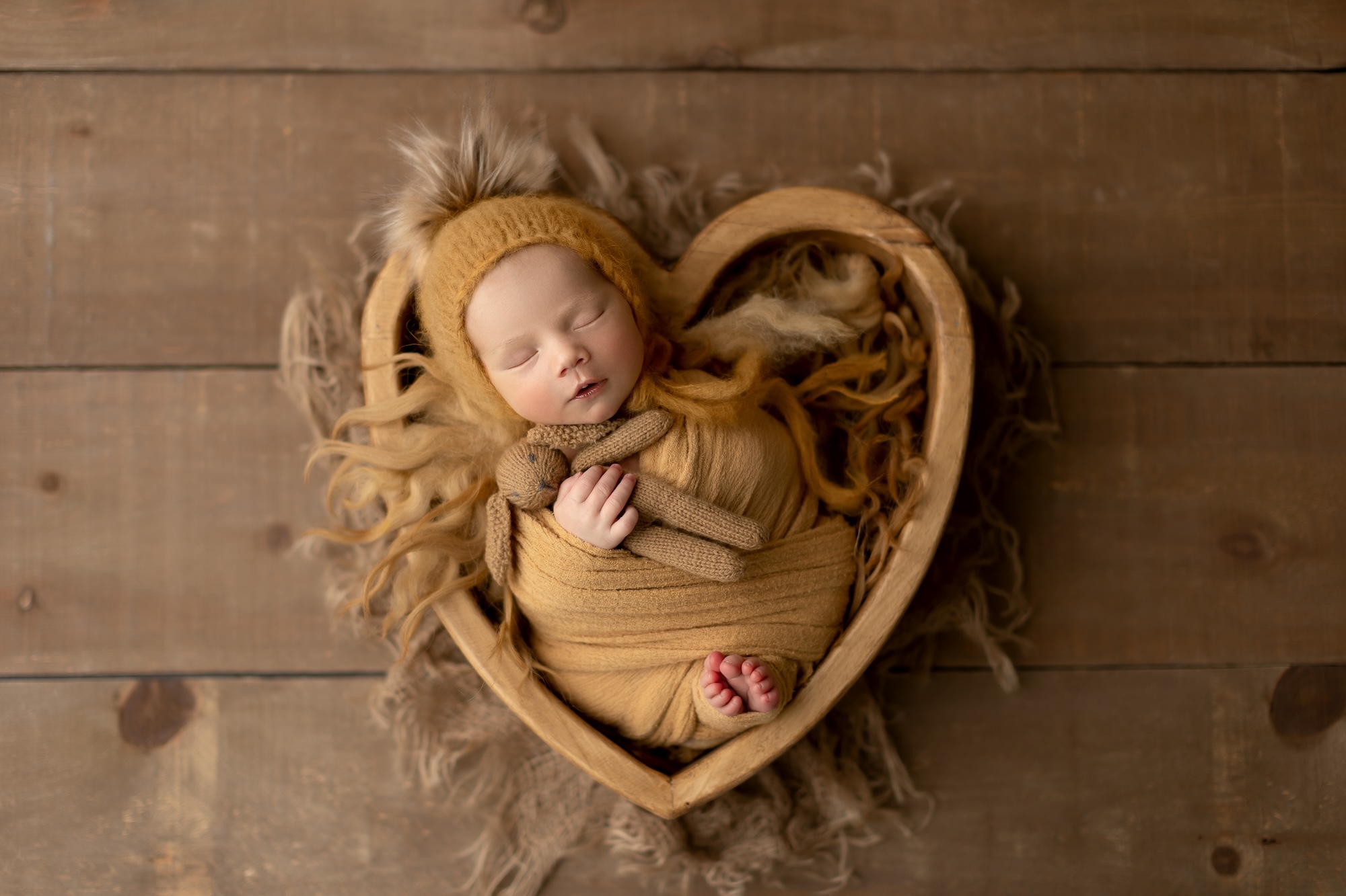 best baby photographer Edmonton, baby photography packages, professional newborn photos Edmonton