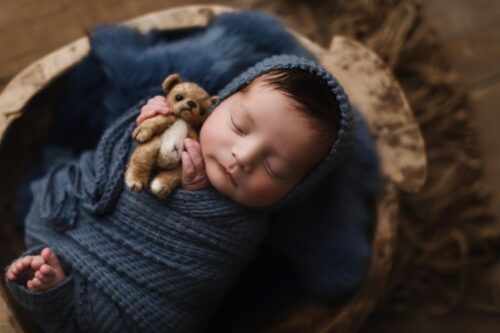 best baby photographer Edmonton, baby photography packages, professional newborn photos Edmonton